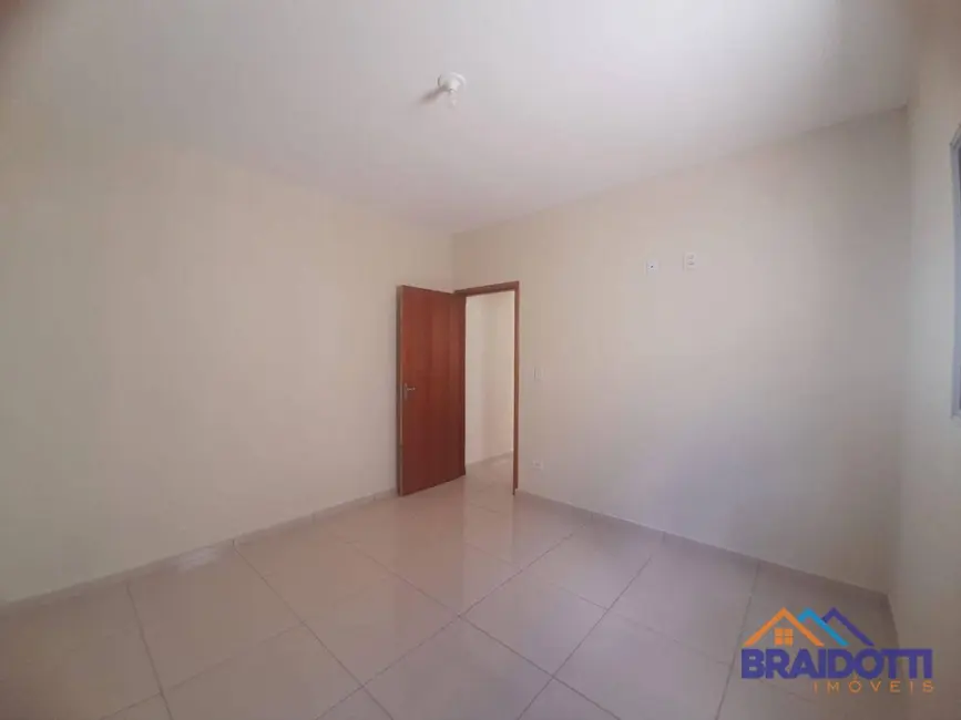 Casa com 3 quartos à venda, 463m2 em Vila Jones, Americana - SP - imagem 3 Foto 3 de Casa com 3 quartos à venda, 463m2 em Vila Jones, Americana - SP