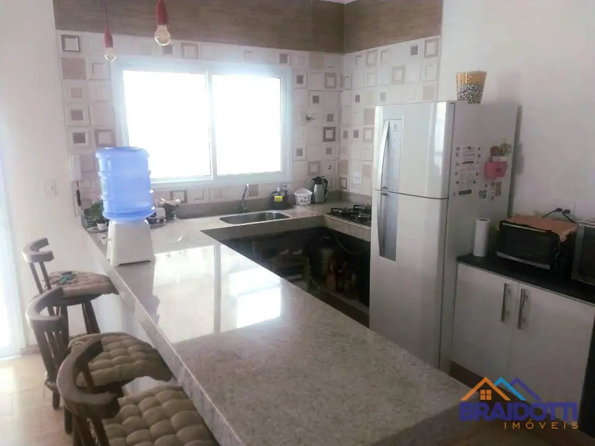 Foto 5 de Casa com 2 quartos à venda, 180m2 em Parque Novo Mundo, Americana - SP