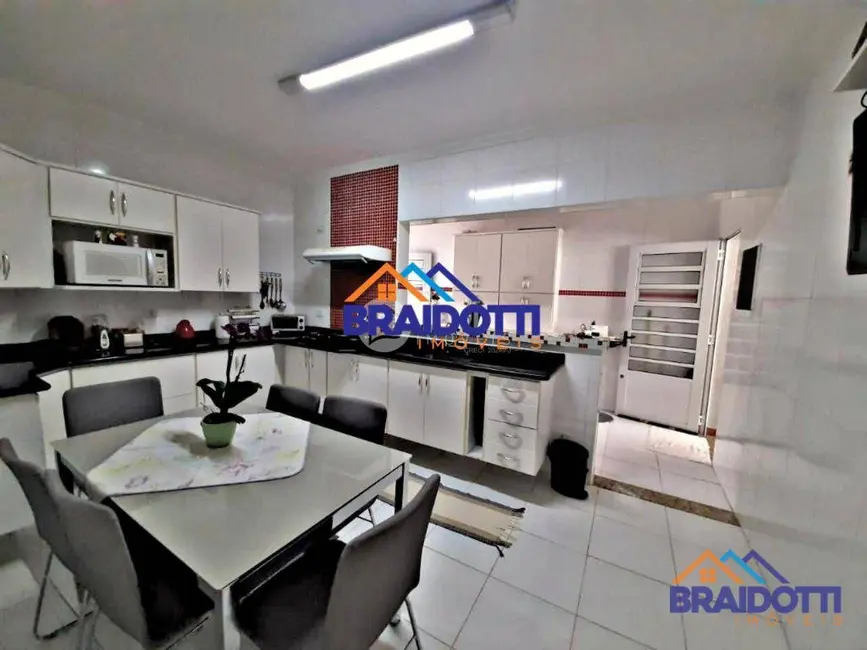 Foto 8 de Casa com 3 quartos à venda, 324m2 em Jardim Dona Judith, Americana - SP