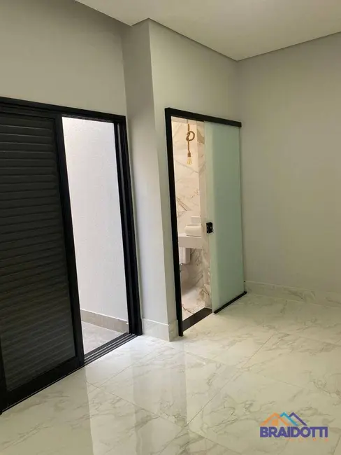 Casa com 3 quartos à venda, 150m2 em Vila Molon, Americana - SP - imagem 9 Foto 9 de Casa com 3 quartos à venda, 150m2 em Vila Molon, Americana - SP