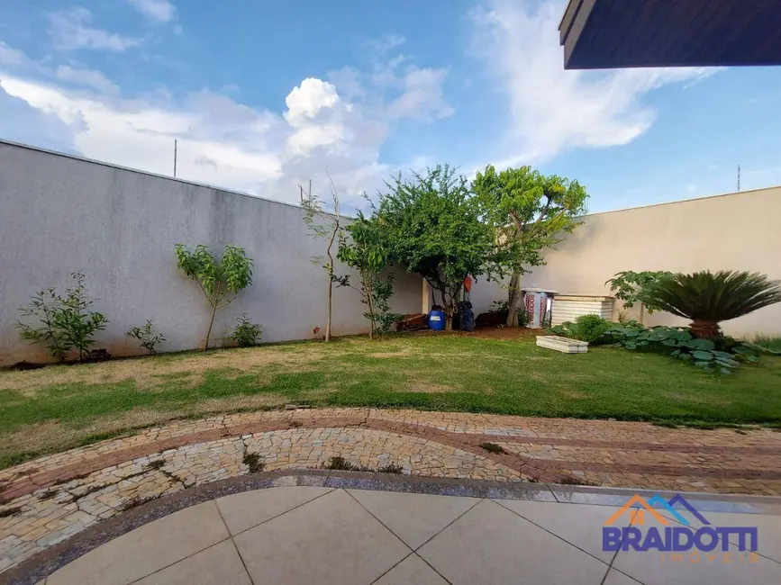 Foto 2 de Casa com 3 quartos à venda, 460m2 em Vila São Pedro, Americana - SP