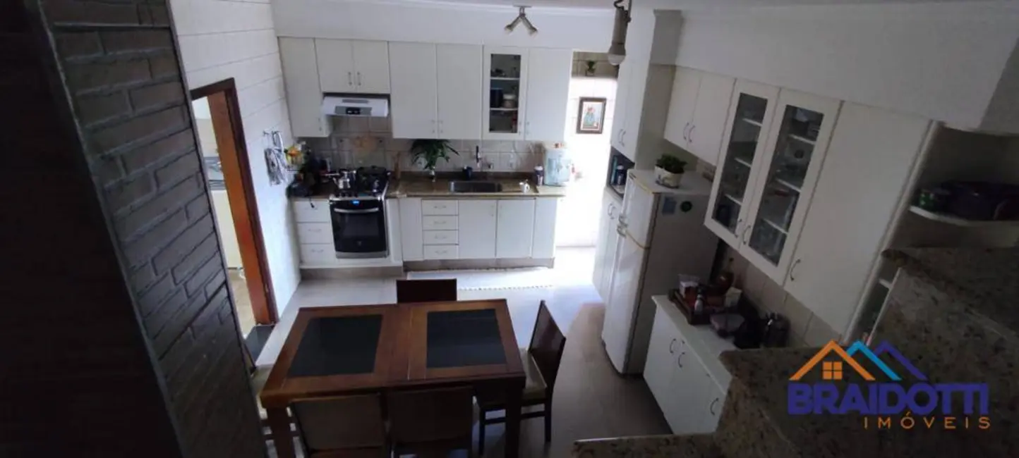 Foto 6 de Casa com 3 quartos à venda, 150m2 em Vila Letônia, Nova Odessa - SP