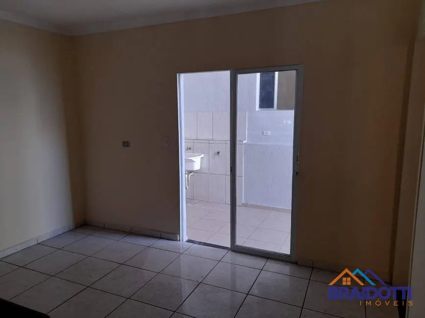 Casa com 3 quartos à venda, 150m2 em Jardim Brasília, Piracicaba - SP - imagem 6 Foto 6 de Casa com 3 quartos à venda, 150m2 em Jardim Brasília, Piracicaba - SP