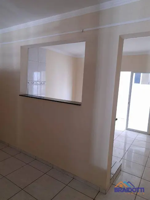 Casa com 3 quartos à venda, 150m2 em Jardim Brasília, Piracicaba - SP - imagem 5 Foto 5 de Casa com 3 quartos à venda, 150m2 em Jardim Brasília, Piracicaba - SP