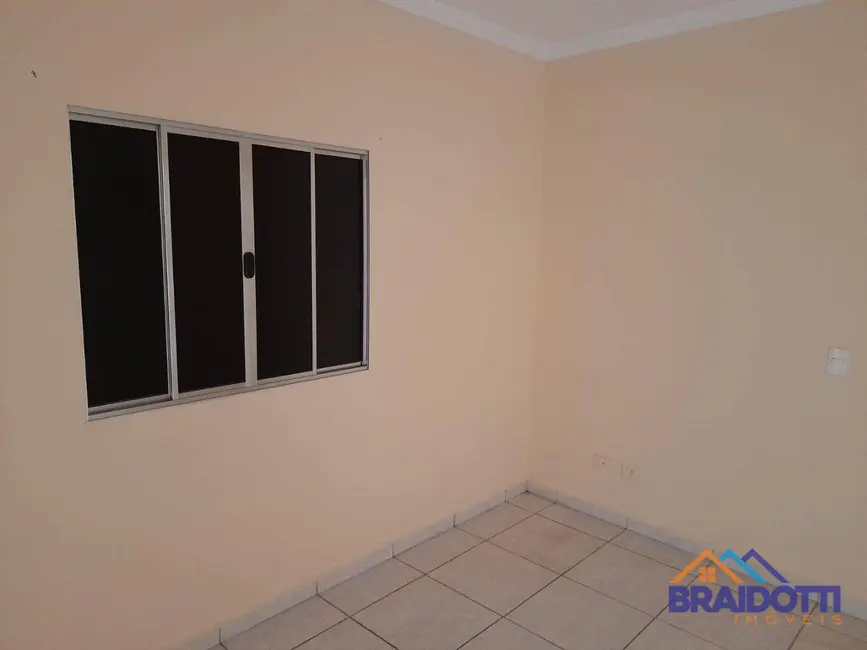 Casa com 3 quartos à venda, 150m2 em Jardim Brasília, Piracicaba - SP - imagem 9 Foto 9 de Casa com 3 quartos à venda, 150m2 em Jardim Brasília, Piracicaba - SP