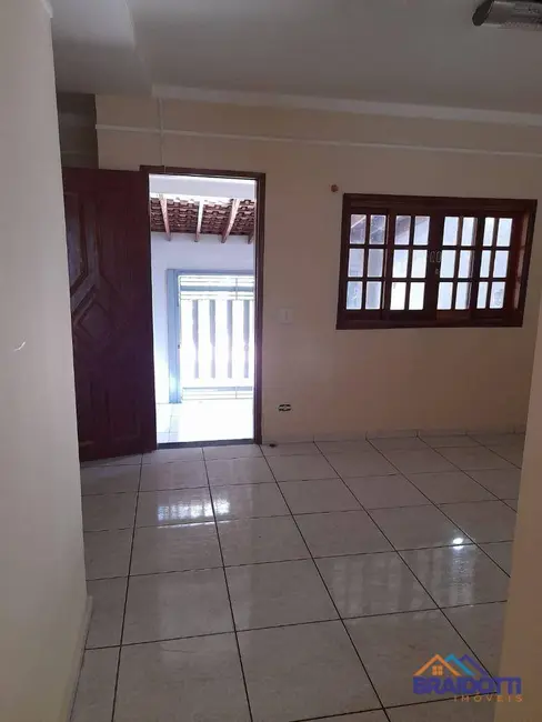 Casa com 3 quartos à venda, 150m2 em Jardim Brasília, Piracicaba - SP - imagem 3 Foto 3 de Casa com 3 quartos à venda, 150m2 em Jardim Brasília, Piracicaba - SP