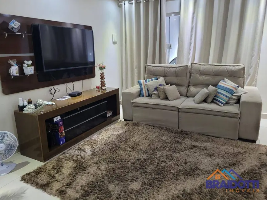 Casa com 3 quartos à venda e para alugar, 160m2 em Vila Santa Maria, Americana - SP - imagem 4 Foto 4 de Casa com 3 quartos à venda e para alugar, 160m2 em Vila Santa Maria, Americana - SP