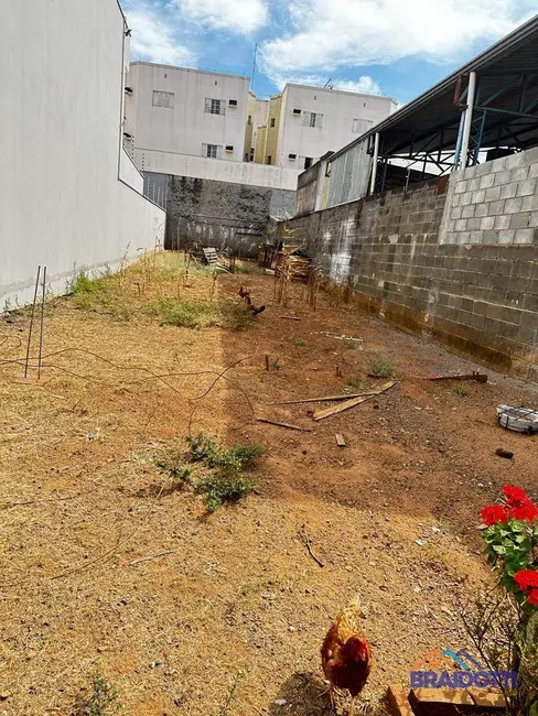 Foto 3 de Terreno / Lote à venda, 259m2 em Parque Novo Mundo, Americana - SP