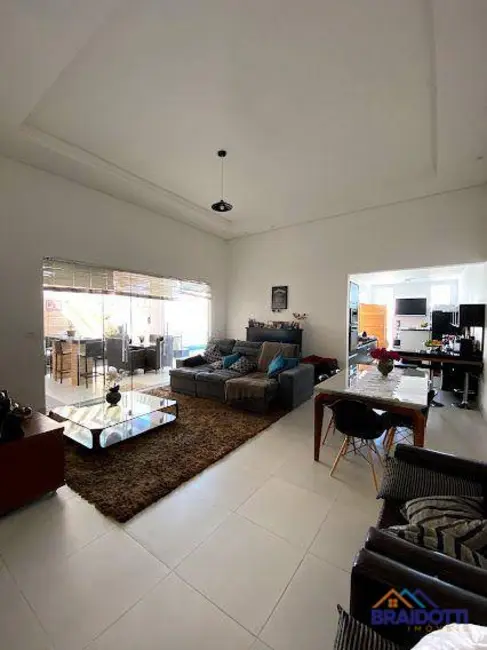 Foto 9 de Casa com 3 quartos à venda, 300m2 em Parque Universitário, Americana - SP