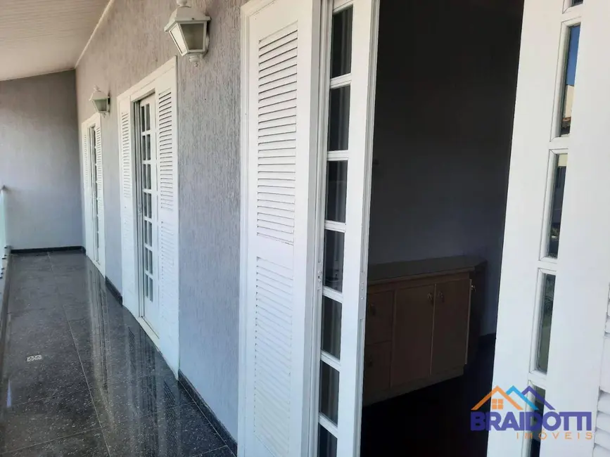 Casa com 3 quartos à venda e para alugar, 320m2 em Vila Santa Maria, Americana - SP - imagem 3 Foto 3 de Casa com 3 quartos à venda e para alugar, 320m2 em Vila Santa Maria, Americana - SP