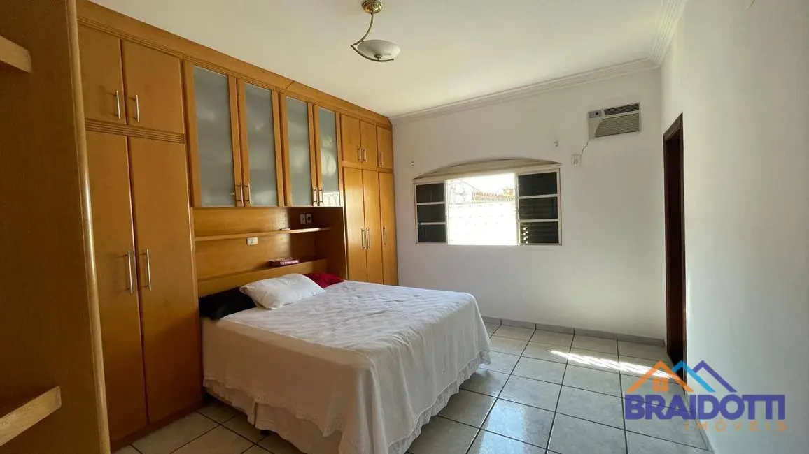 Foto 9 de Casa com 3 quartos à venda, 180m2 em Parque Novo Mundo, Americana - SP