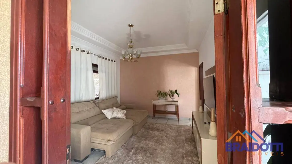 Foto 4 de Casa com 3 quartos à venda, 180m2 em Parque Novo Mundo, Americana - SP