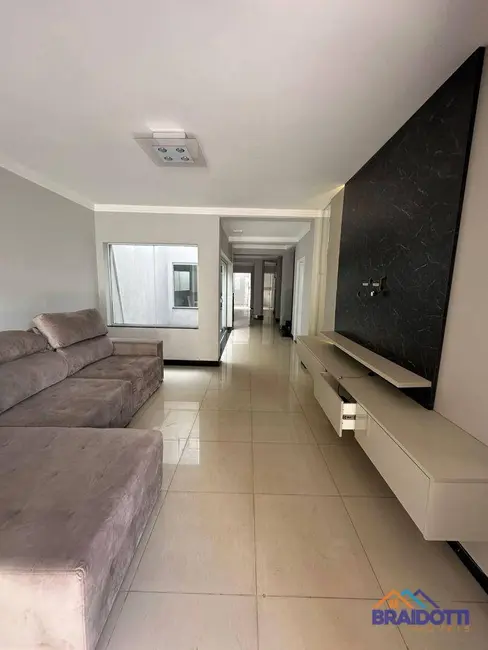 Foto 4 de Casa com 3 quartos à venda, 150m2 em Parque Universitário, Americana - SP