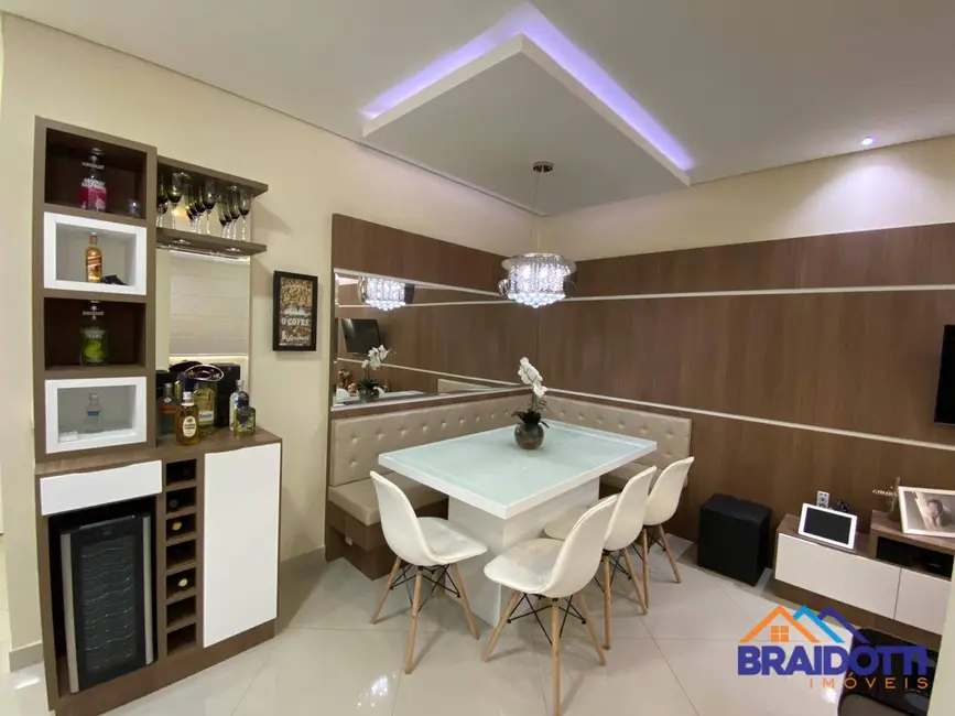 Foto 1 de Apartamento com 2 quartos à venda, 60m2 em Jardim Ipiranga, Americana - SP