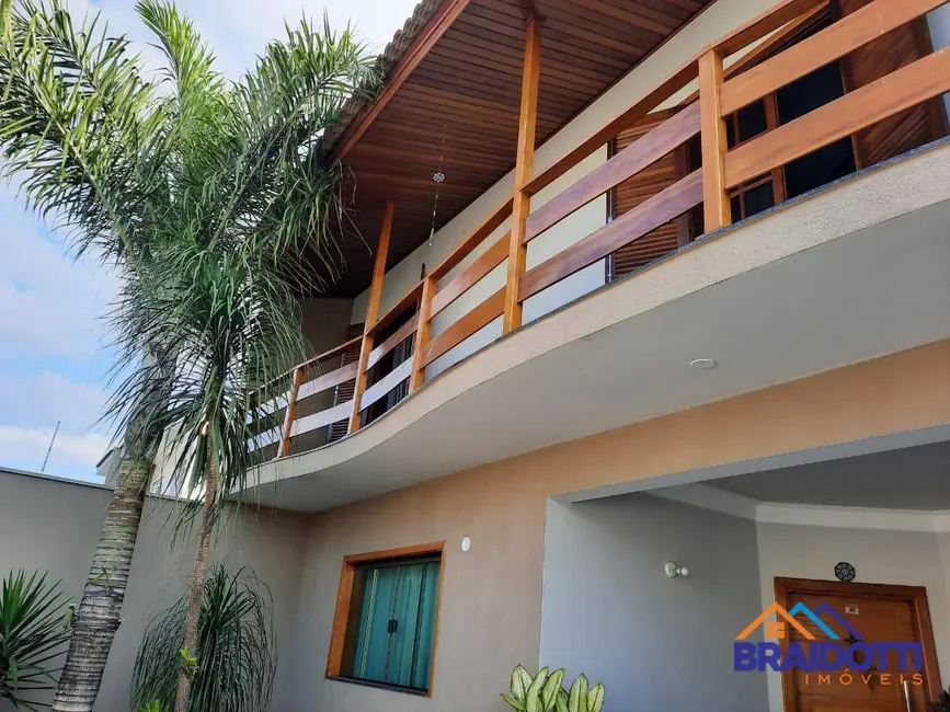 Casa com 4 quartos à venda, 300m2 em Jardim Terramérica III, Americana - SP - imagem 3 Foto 3 de Casa com 4 quartos à venda, 300m2 em Jardim Terramérica III, Americana - SP