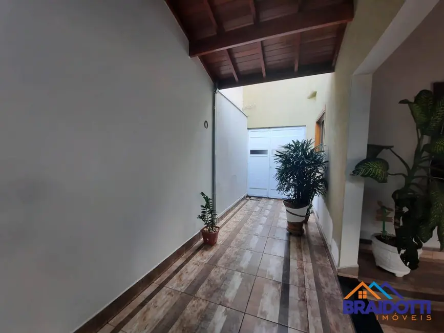 Casa com 4 quartos à venda, 300m2 em Jardim Terramérica III, Americana - SP - imagem 4 Foto 4 de Casa com 4 quartos à venda, 300m2 em Jardim Terramérica III, Americana - SP