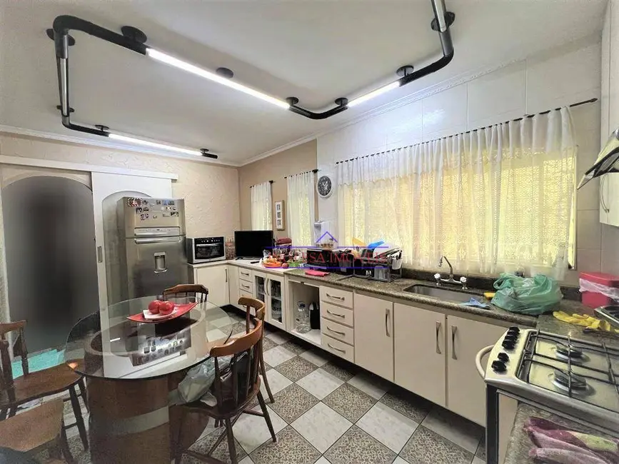 Sobrado com 2 quartos à venda, 168m2 em Campestre, Santo Andre - SP - imagem 2 Foto 2 de Sobrado com 2 quartos à venda, 168m2 em Campestre, Santo Andre - SP