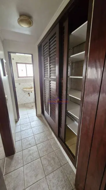 Sobrado com 4 quartos à venda, 349m2 em Sao Bernardo Do Campo - SP - imagem 4 Foto 4 de Sobrado com 4 quartos à venda, 349m2 em Sao Bernardo Do Campo - SP