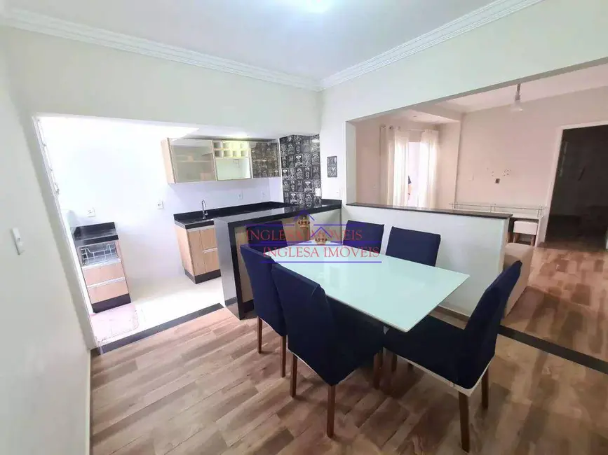 Casa com 3 quartos à venda, 125m2 em Ferrazópolis, Sao Bernardo Do Campo - SP - imagem 4 Foto 4 de Casa com 3 quartos à venda, 125m2 em Ferrazópolis, Sao Bernardo Do Campo - SP