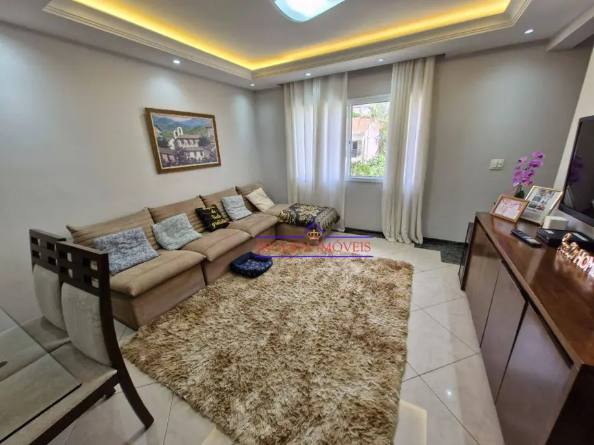 Foto 2 de Sobrado com 2 quartos para alugar, 155m2 em Vila Eldízia, Santo Andre - SP