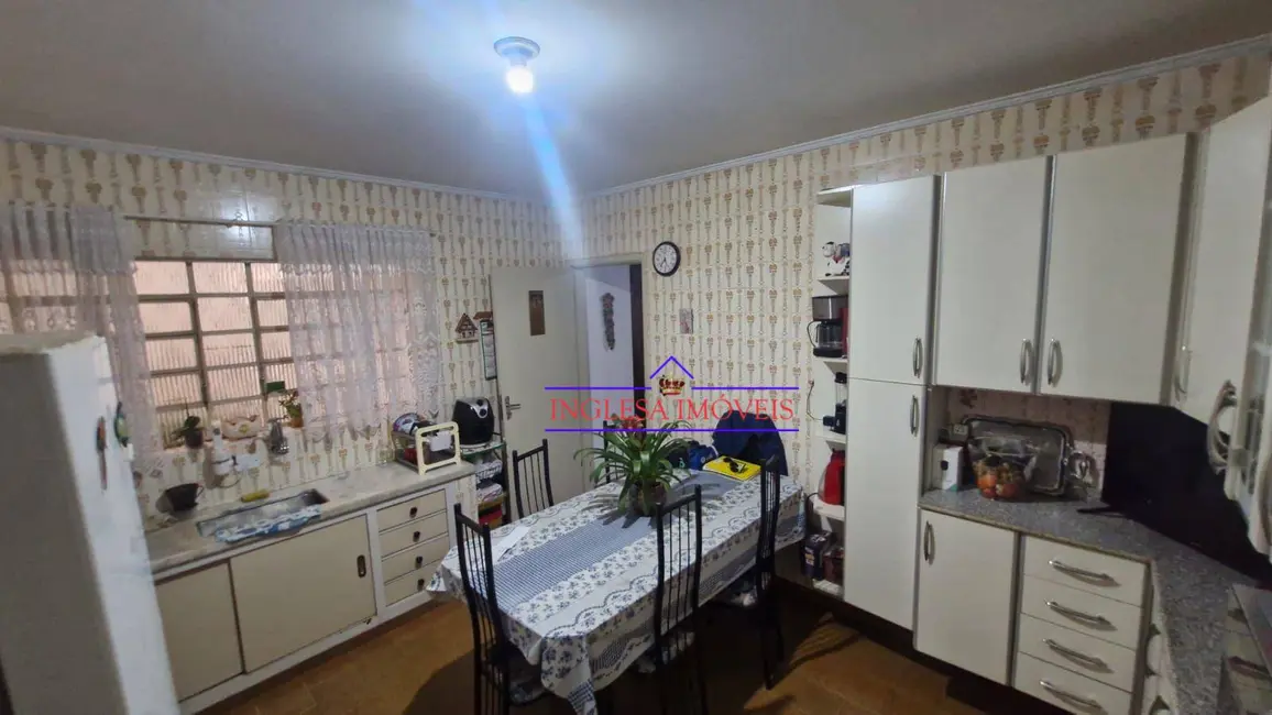 Foto 6 de Sobrado com 3 quartos à venda, 170m2 em Vila Scarpelli, Santo Andre - SP