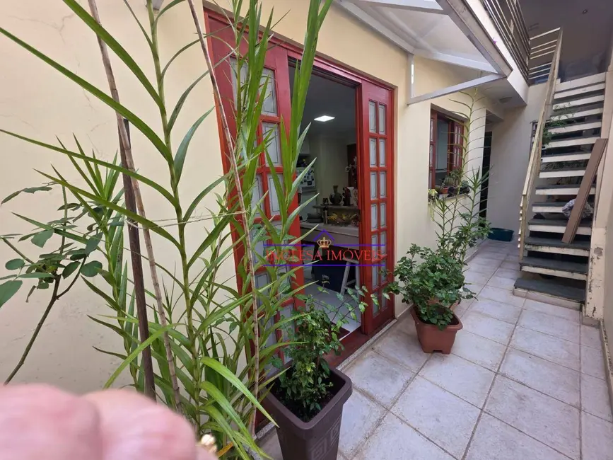 Sobrado com 4 quartos à venda, 201m2 em Vila Boa Vista, Santo Andre - SP - imagem 5 Foto 5 de Sobrado com 4 quartos à venda, 201m2 em Vila Boa Vista, Santo Andre - SP