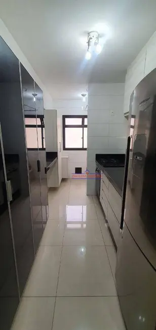 Apartamento com 3 quartos para alugar, 75m2 em Vila Floresta, Santo Andre - SP - imagem 4 Foto 4 de Apartamento com 3 quartos para alugar, 75m2 em Vila Floresta, Santo Andre - SP