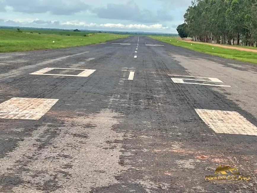 Foto 5 de Fazenda / Haras com 12 quartos à venda, 12000m2 em Centro, Tocantins - MG