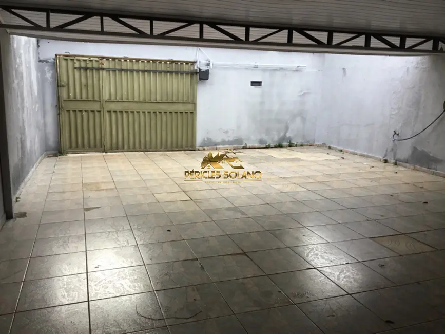 Foto 3 de Casa com 4 quartos à venda, 160m2 em Vila Rosa, Goiania - GO