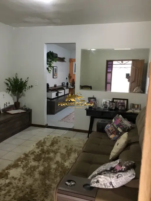 Foto 6 de Casa com 4 quartos à venda, 160m2 em Vila Rosa, Goiania - GO