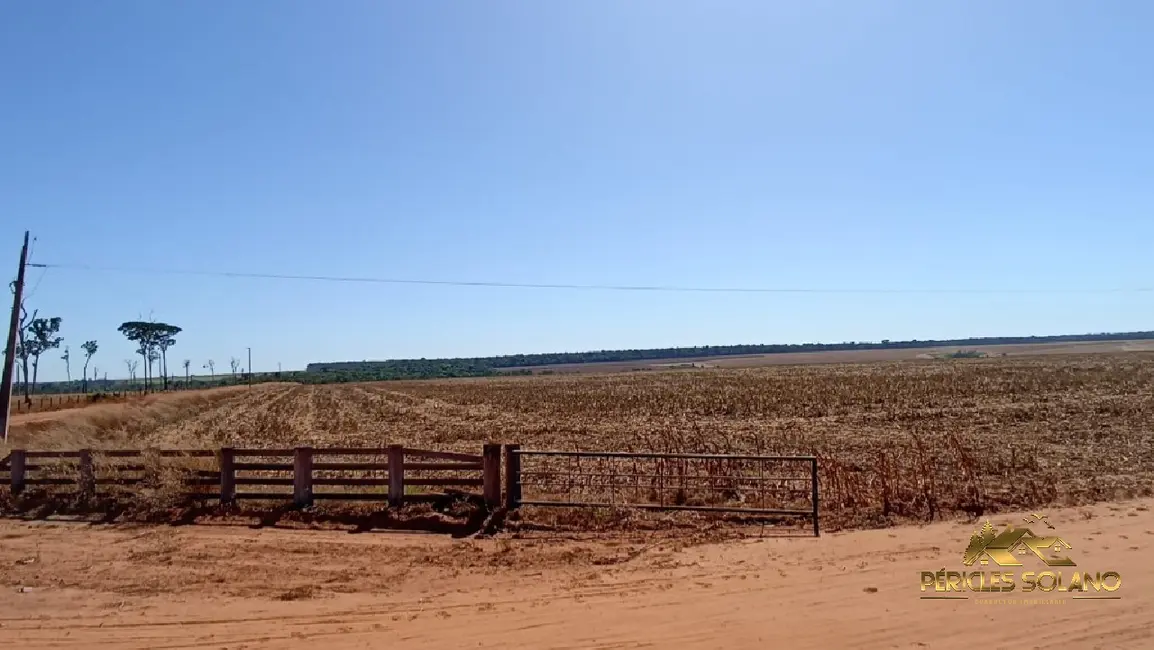 Foto 4 de Fazenda / Haras com 3 quartos à venda, 1800m2 em Centro, Itauba - MT