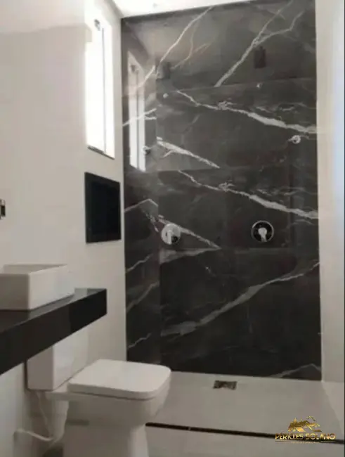 Casa com 3 quartos à venda, 160m2 em Jardim América, Goiania - GO - imagem 4 Foto 4 de Casa com 3 quartos à venda, 160m2 em Jardim América, Goiania - GO