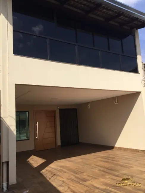 Foto 2 de Casa com 3 quartos à venda, 206m2 em Jardim Atlântico, Goiania - GO