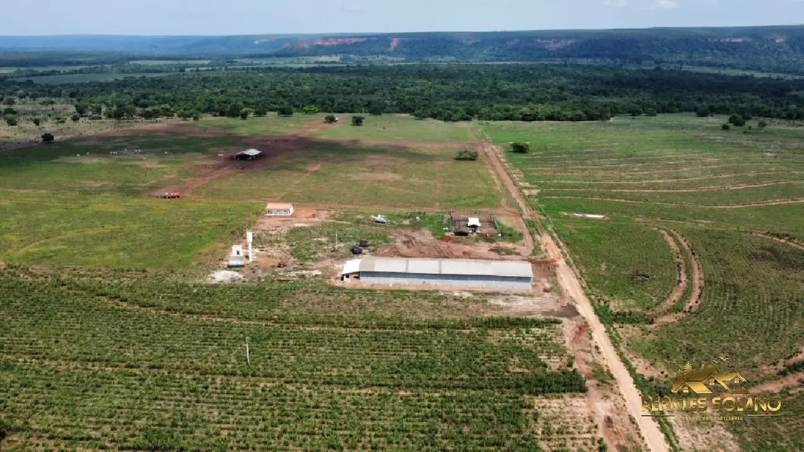 Foto 2 de Fazenda / Haras com 3 quartos à venda, 242m2 em Centro, Tangara Da Serra - MT