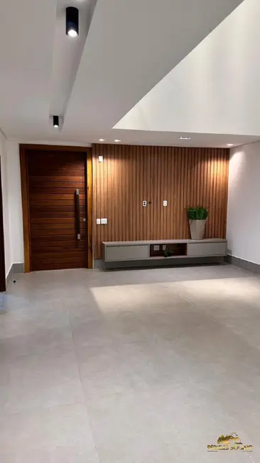 Casa de Condomínio com 4 quartos à venda, 250m2 em Senador Canedo - GO - imagem 5 Foto 5 de Casa de Condomínio com 4 quartos à venda, 250m2 em Senador Canedo - GO