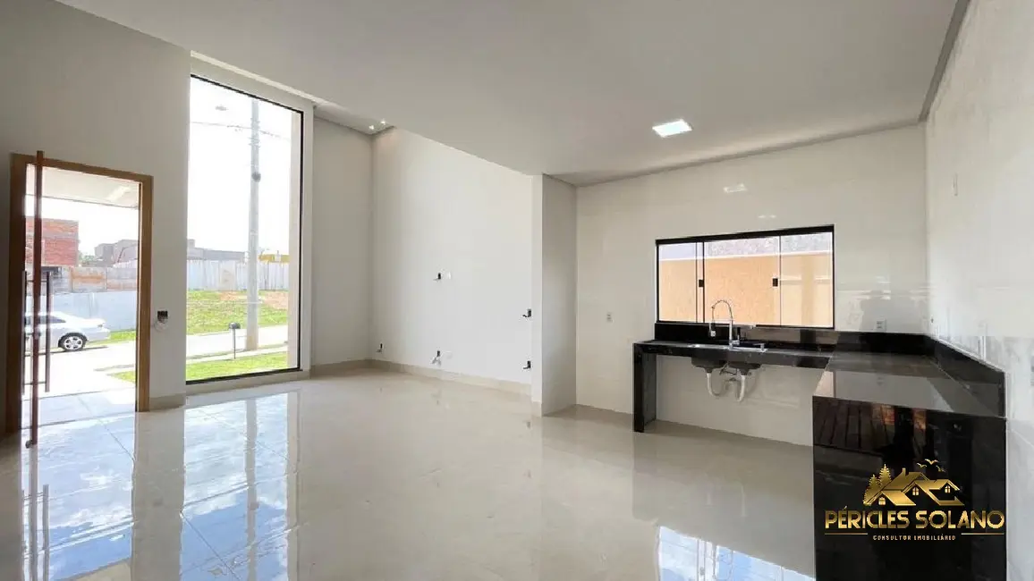 Foto 2 de Casa de Condomínio com 3 quartos à venda, 158m2 em Senador Canedo - GO