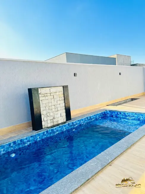 Casa de Condomínio com 3 quartos à venda, 158m2 em Senador Canedo - GO - imagem 3 Foto 3 de Casa de Condomínio com 3 quartos à venda, 158m2 em Senador Canedo - GO