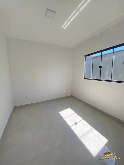 Casa com 3 quartos à venda, 130m2 em Senador Canedo - GO - imagem 8 Foto 8 de Casa com 3 quartos à venda, 130m2 em Senador Canedo - GO