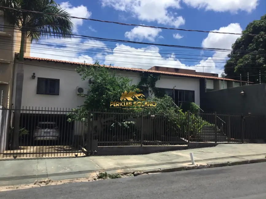 Foto 2 de Casa com 3 quartos à venda, 223m2 em Baú, Cuiaba - MT