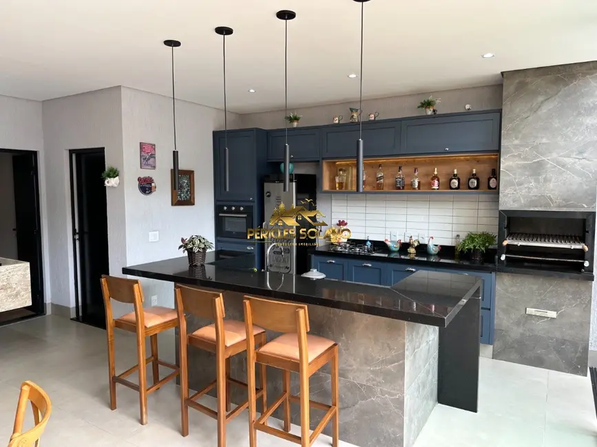 Foto 3 de Casa com 3 quartos à venda, 360m2 em Residencial Eldorado, Goiania - GO