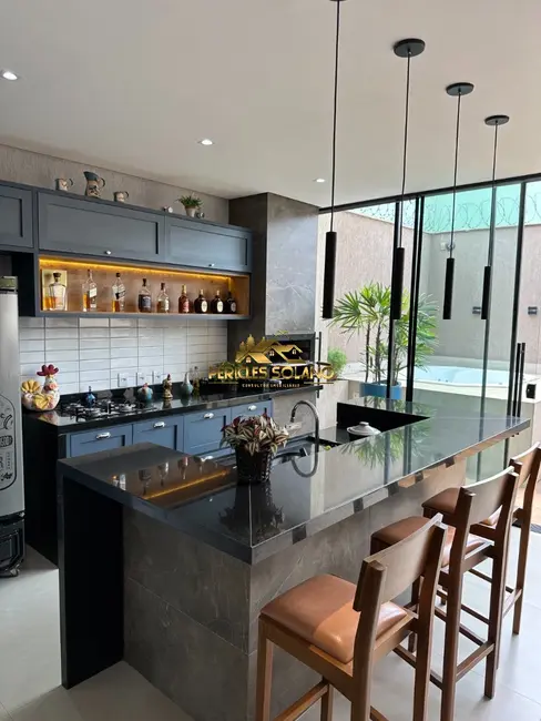 Foto 8 de Casa com 3 quartos à venda, 360m2 em Residencial Eldorado, Goiania - GO