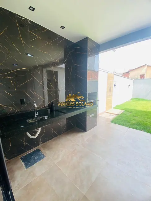 Foto 2 de Casa com 3 quartos à venda, 253m2 em Residencial Santa Fé, Goiania - GO