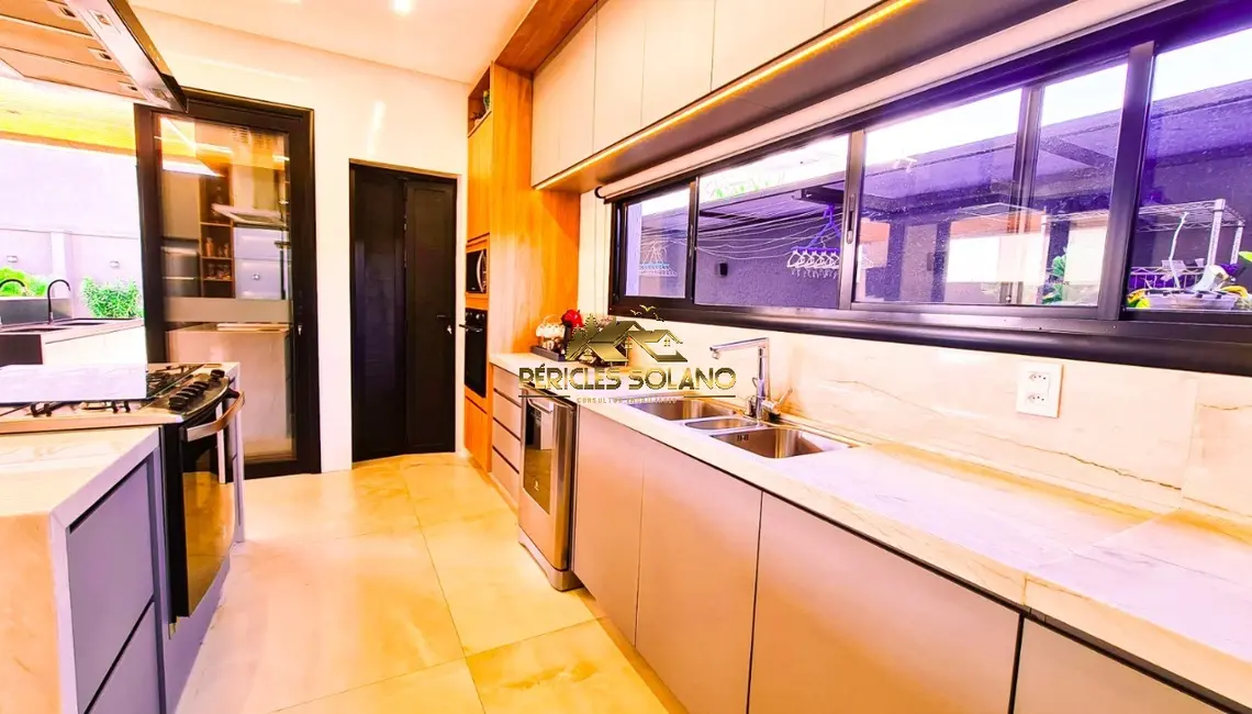 Foto 4 de Casa com 4 quartos à venda, 414m2 em Goiania - GO