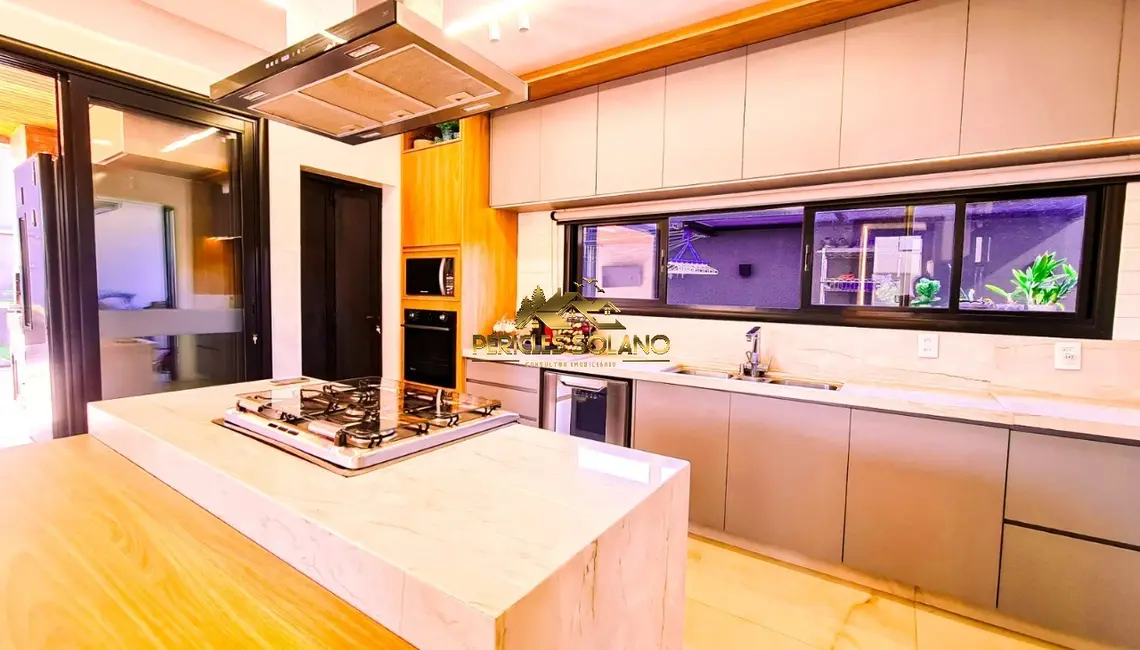 Foto 9 de Casa com 4 quartos à venda, 414m2 em Goiania - GO