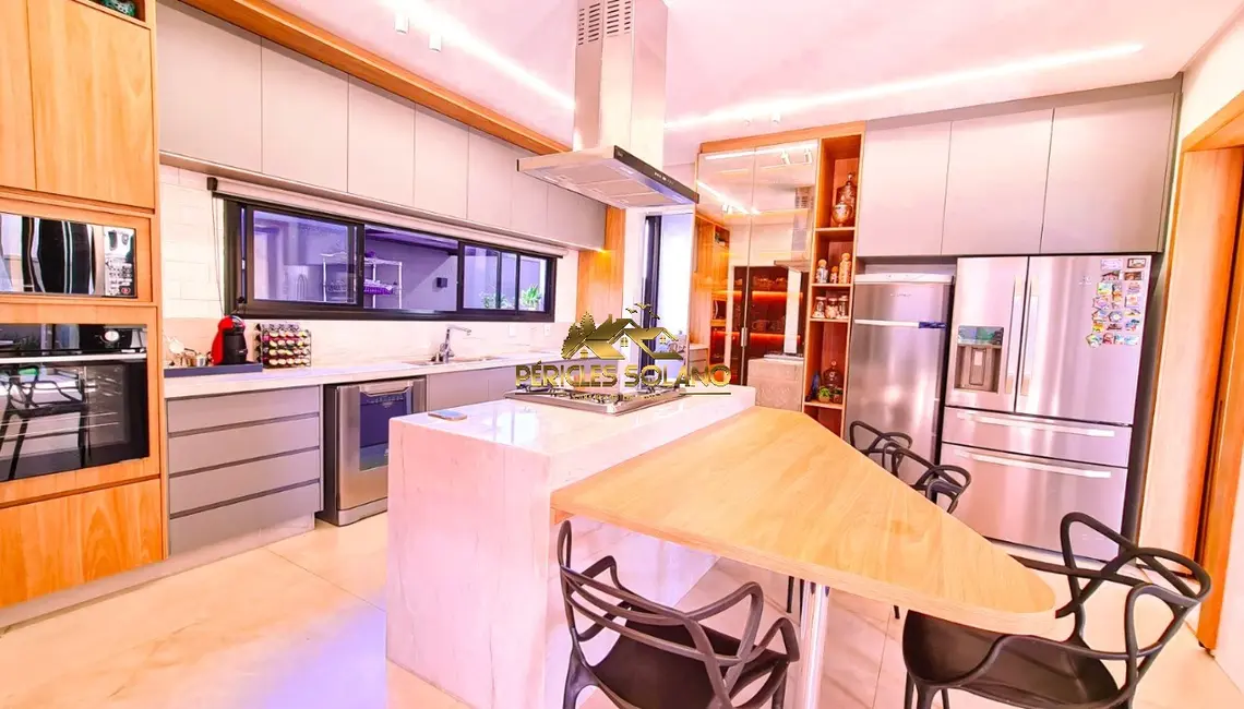 Foto 7 de Casa com 4 quartos à venda, 414m2 em Goiania - GO