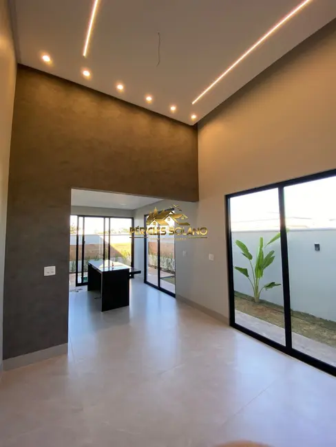 Casa de Condomínio com 3 quartos à venda, 150m2 em Senador Canedo - GO - imagem 8 Foto 8 de Casa de Condomínio com 3 quartos à venda, 150m2 em Senador Canedo - GO