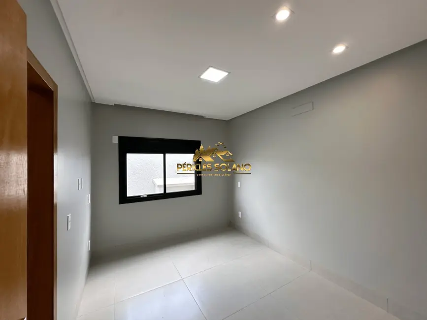 Casa de Condomínio com 3 quartos à venda, 161m2 em Senador Canedo - GO - imagem 4 Foto 4 de Casa de Condomínio com 3 quartos à venda, 161m2 em Senador Canedo - GO