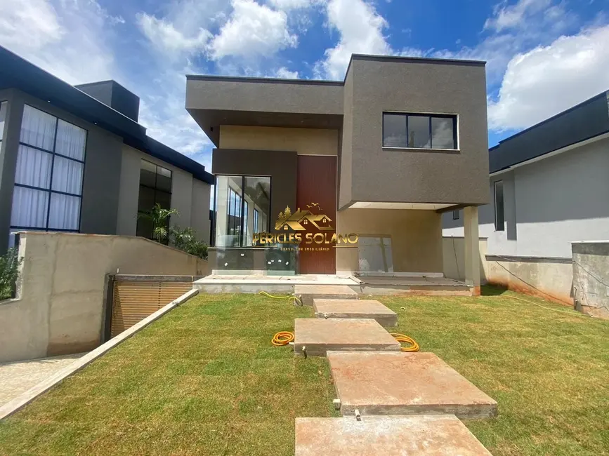 Foto 1 de Casa de Condomínio com 5 quartos à venda, 560m2 em Condomínio do Lago, Goiania - GO