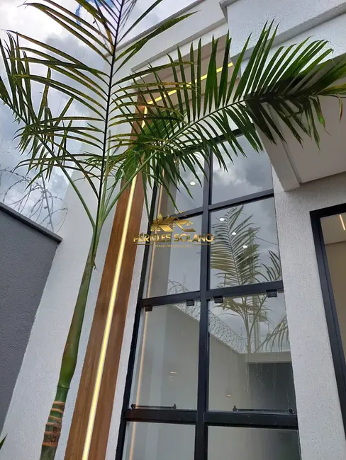 Foto 2 de Casa com 3 quartos à venda, 118m2 em Setor Cristina II Expansão, Trindade - GO