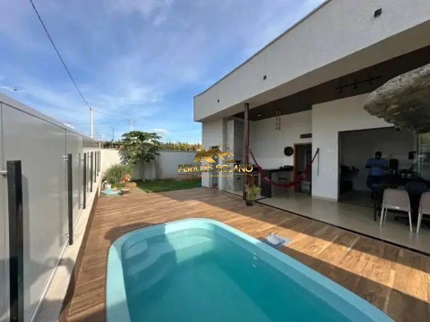 Casa de Condomínio com 3 quartos à venda, 200m2 em Senador Canedo - GO - imagem 5 Foto 5 de Casa de Condomínio com 3 quartos à venda, 200m2 em Senador Canedo - GO